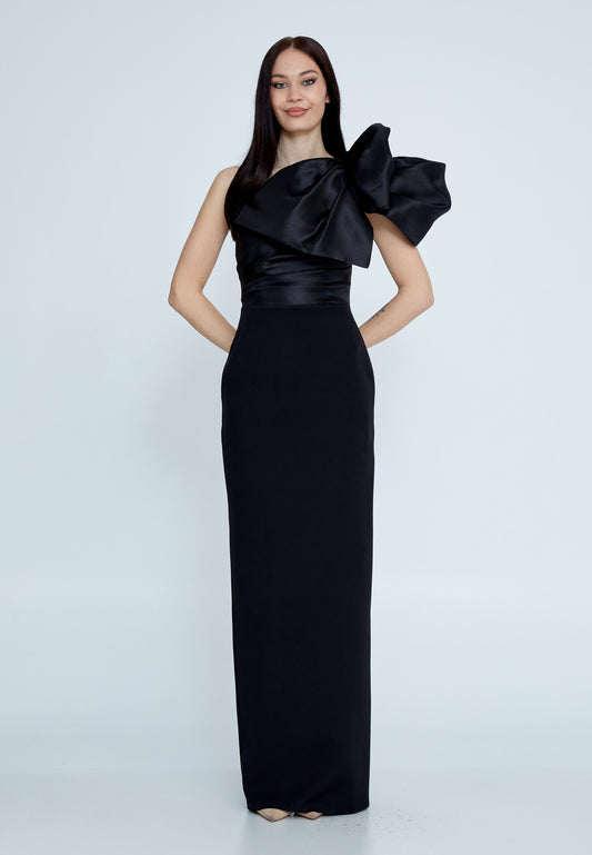 “Le Désir Noir” – Elegant One-Shoulder Mermaid Maxi Dress